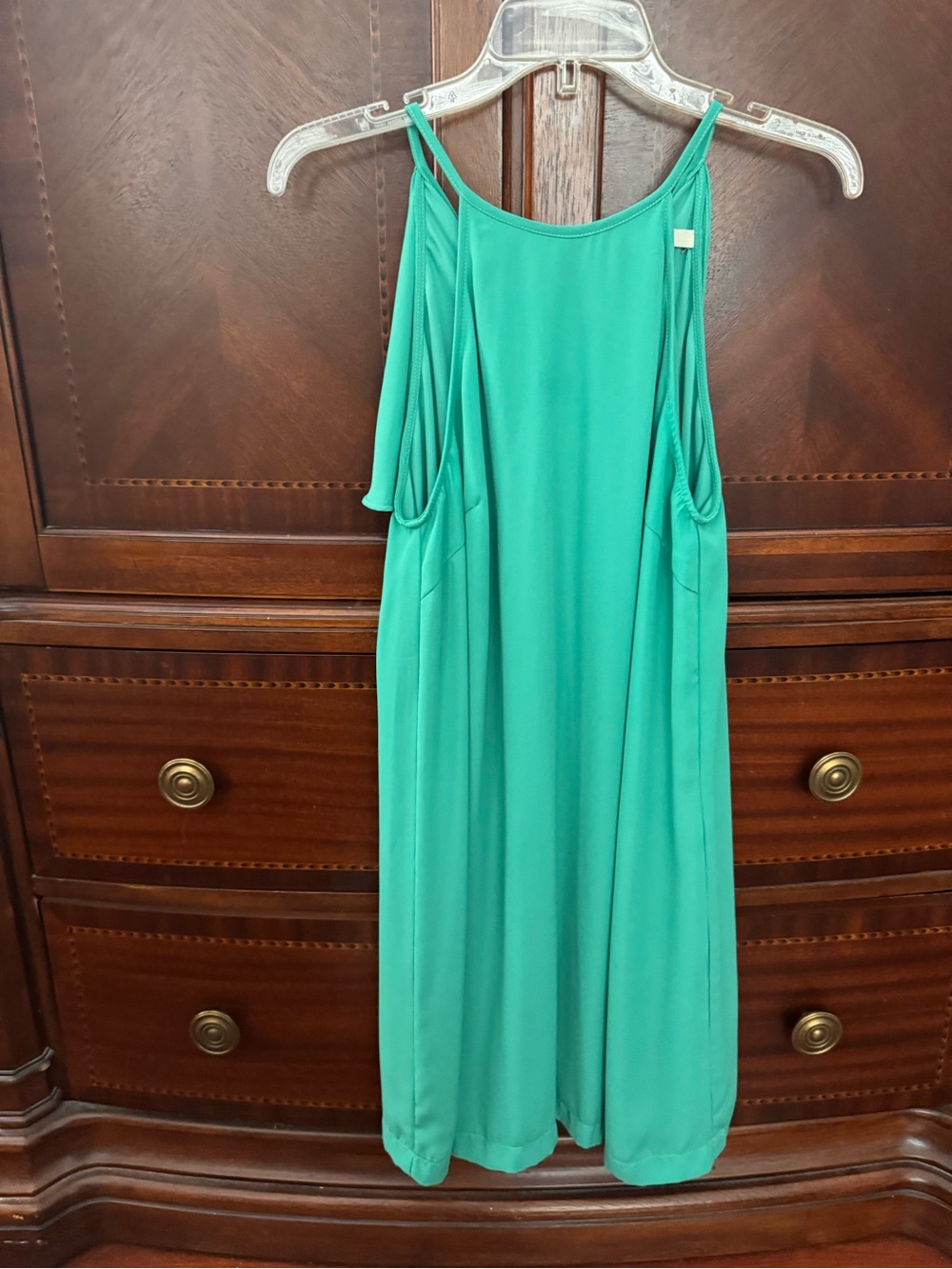 GBG Los Angeles Emerald Green Sleeveless Mini Dress